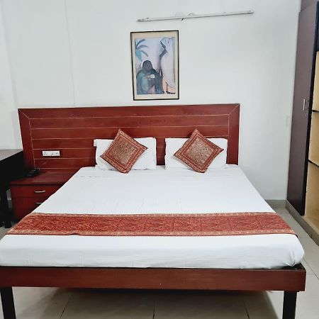 Ywca International Guest House Νέο Δελχί Εξωτερικό φωτογραφία
