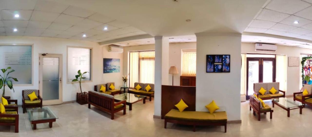 Ywca International Guest House Νέο Δελχί Εξωτερικό φωτογραφία